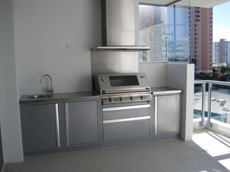 120 Surf Parade, Broadbeach QLD 4218