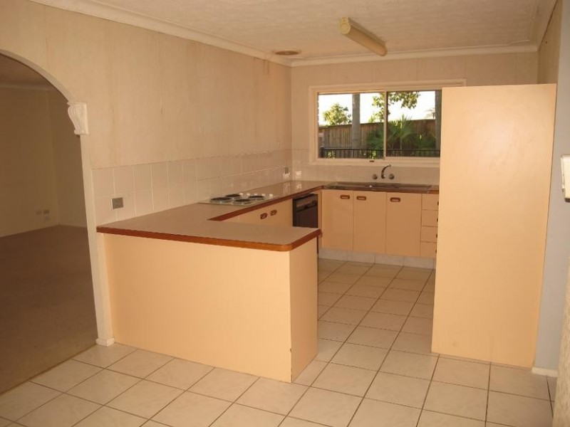 31 Killowill Avenue, Paradise Point QLD 4216