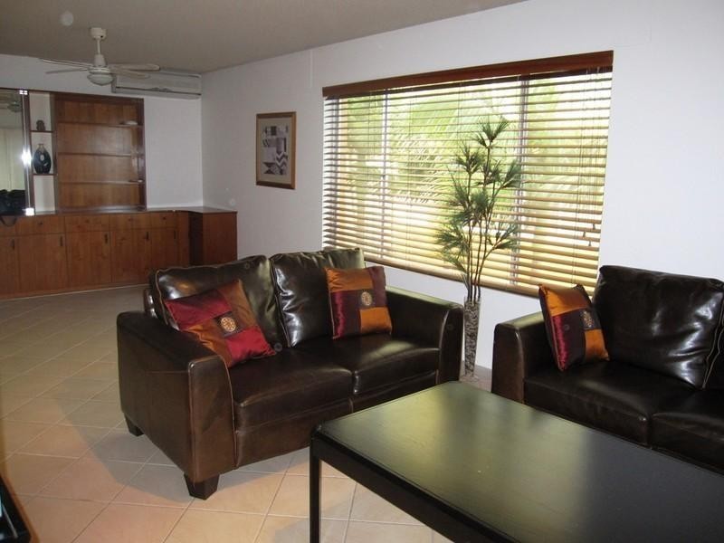 28 Marine Parade, Southport QLD 4215