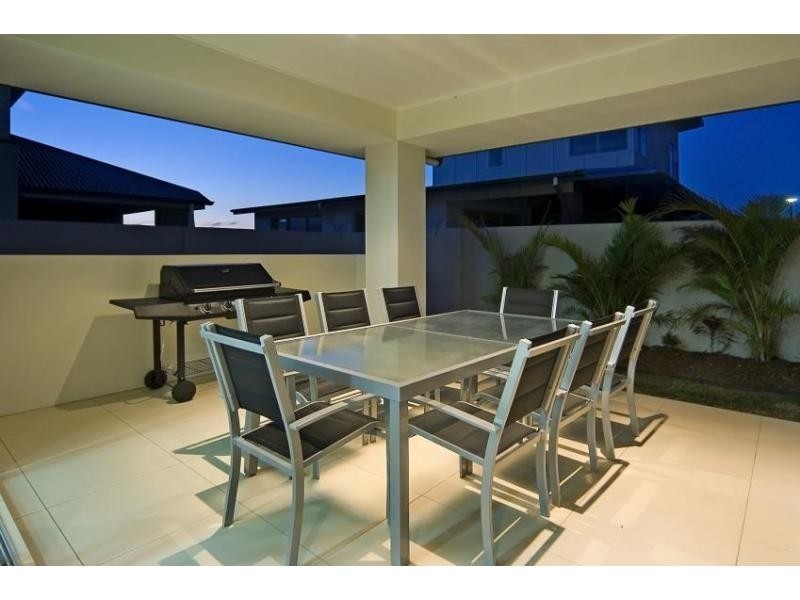 7 Palladium Blvd, Hope Island QLD 4212
