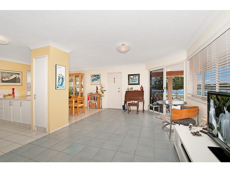 3/15 Esplanade West, Paradise Point QLD 4216