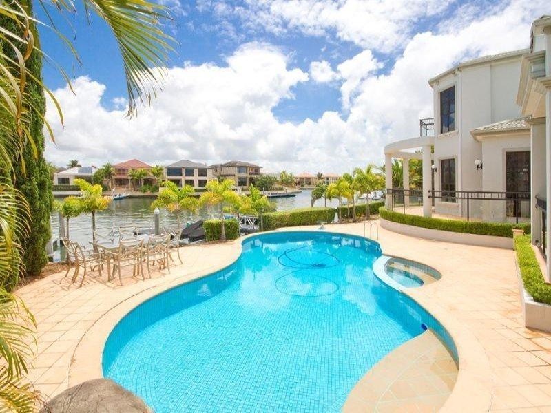 28-30 The Peninsula, Sovereign Islands QLD 4216
