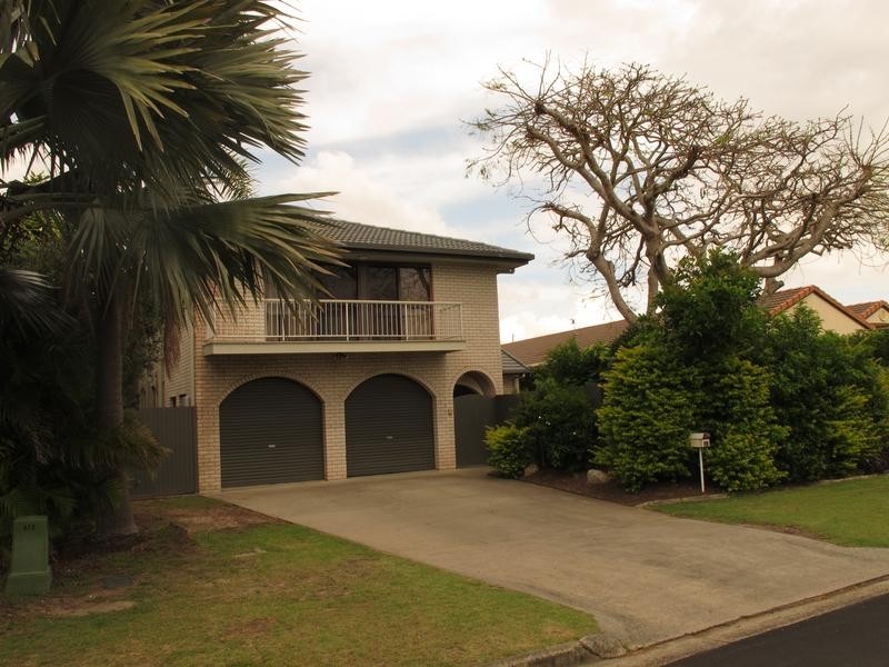 18 Huon Crescent, Runaway Bay QLD 4216