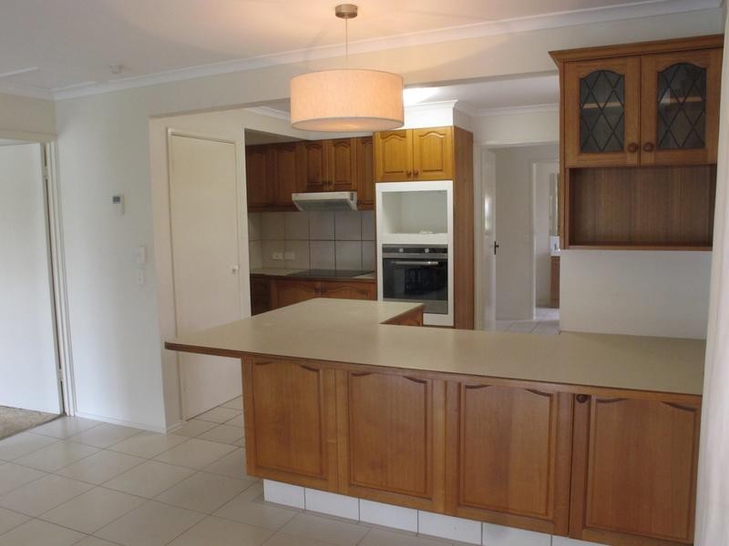 18 Huon Crescent, Runaway Bay QLD 4216