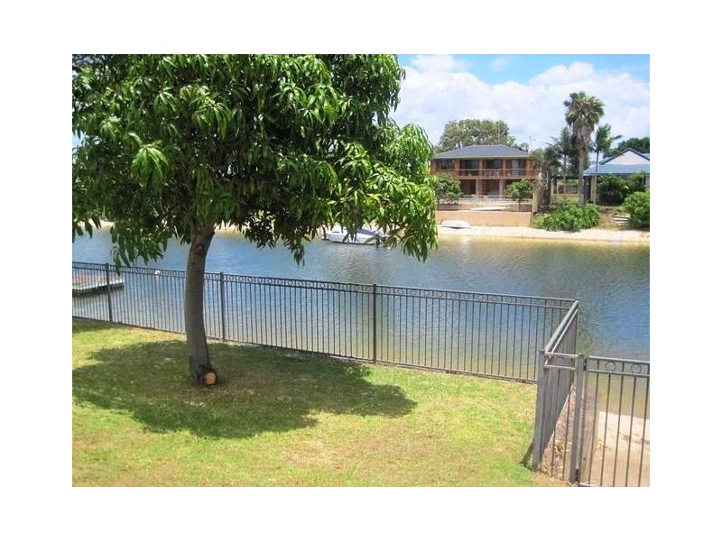 12 Verdichio Avenue, Mermaid Waters QLD 4218