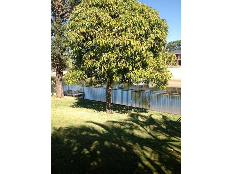 12 Verdichio Avenue, Mermaid Waters QLD 4218