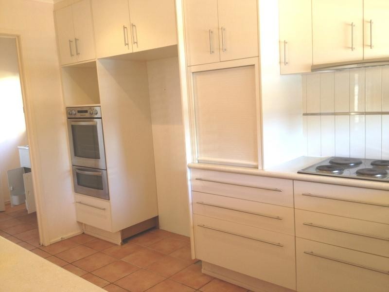 12 Verdichio Avenue, Mermaid Waters QLD 4218