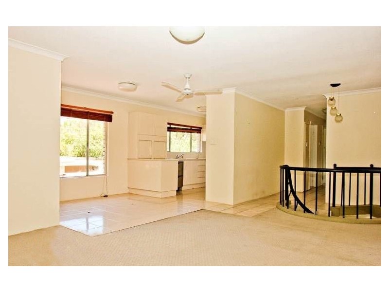 40 Karina Crescent, Broadbeach Waters QLD 4218
