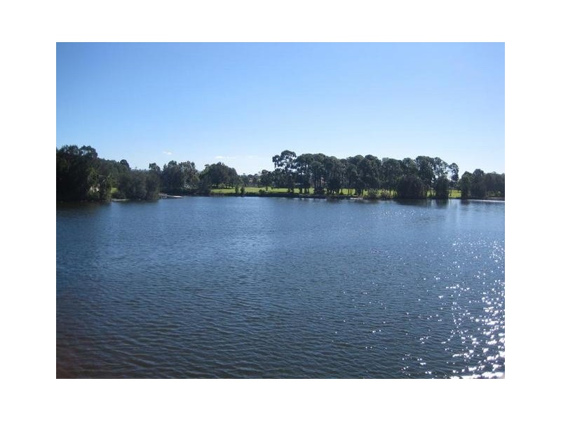 25 Lake Orr Drive, Varsity Lakes QLD 4227