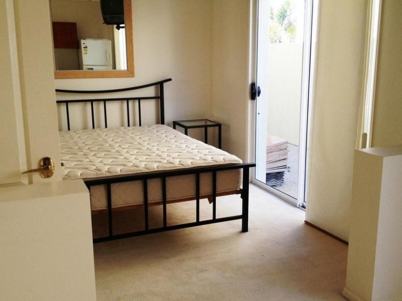 Paradise Point QLD 4216