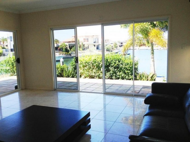Paradise Point QLD 4216