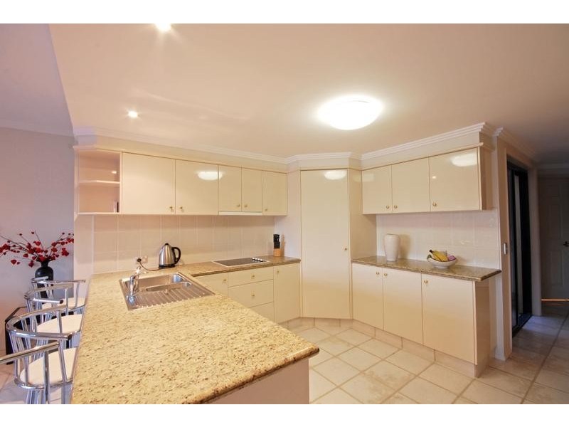 101 Morala Avenue, Runaway Bay QLD 4216