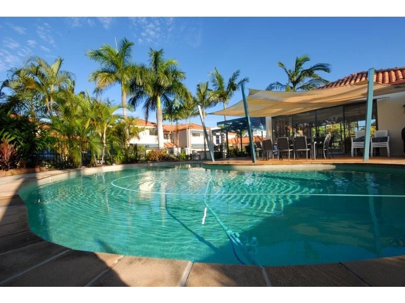 101 Morala Avenue, Runaway Bay QLD 4216