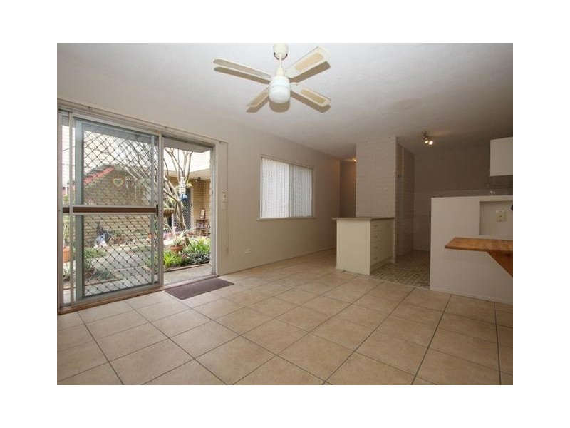 1/8 Nankeen Avenue, Paradise Point QLD 4216