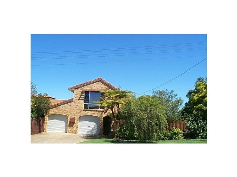 16 Jasmine Street, Paradise Point QLD 4216