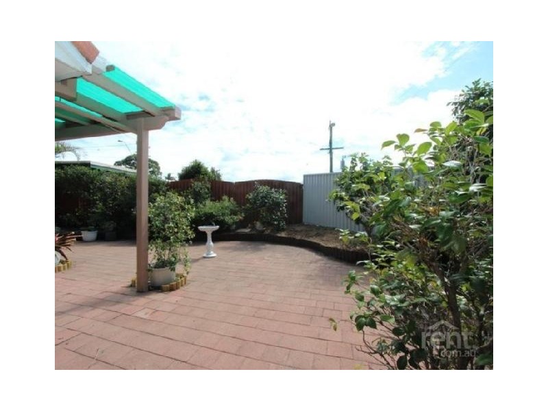 16 Jasmine Street, Paradise Point QLD 4216