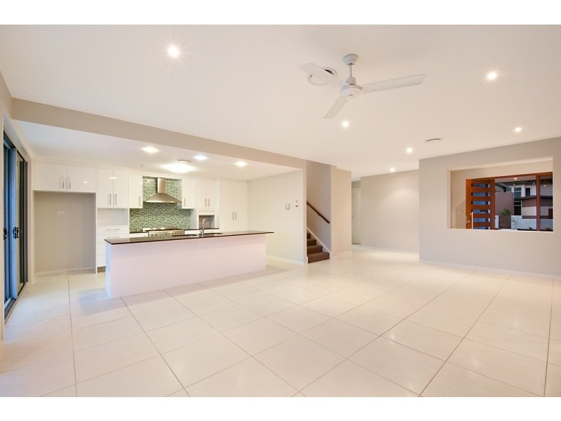 62 Palladium Blvd, Hope Island QLD 4212