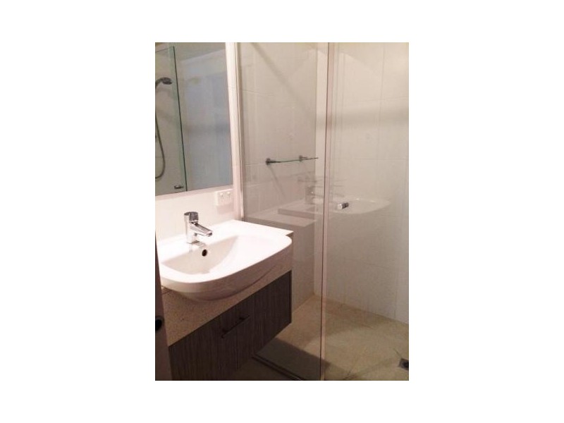 3308/2 Activa Way, Hope Island QLD 4212