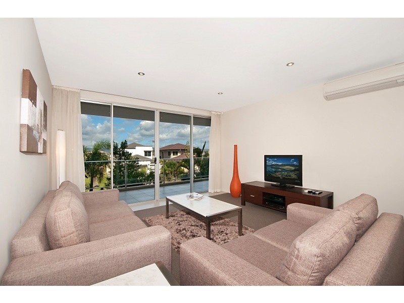 Hope Island QLD 4212