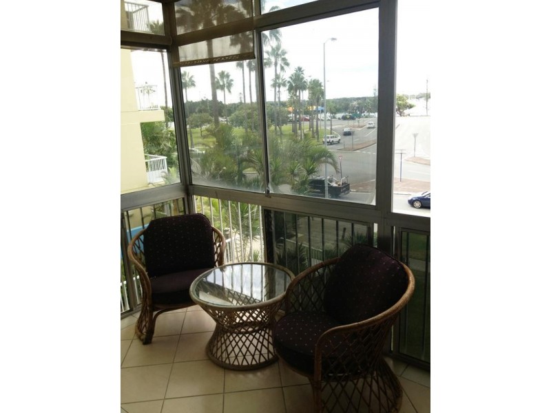 28 Marine Parade, Southport QLD 4215