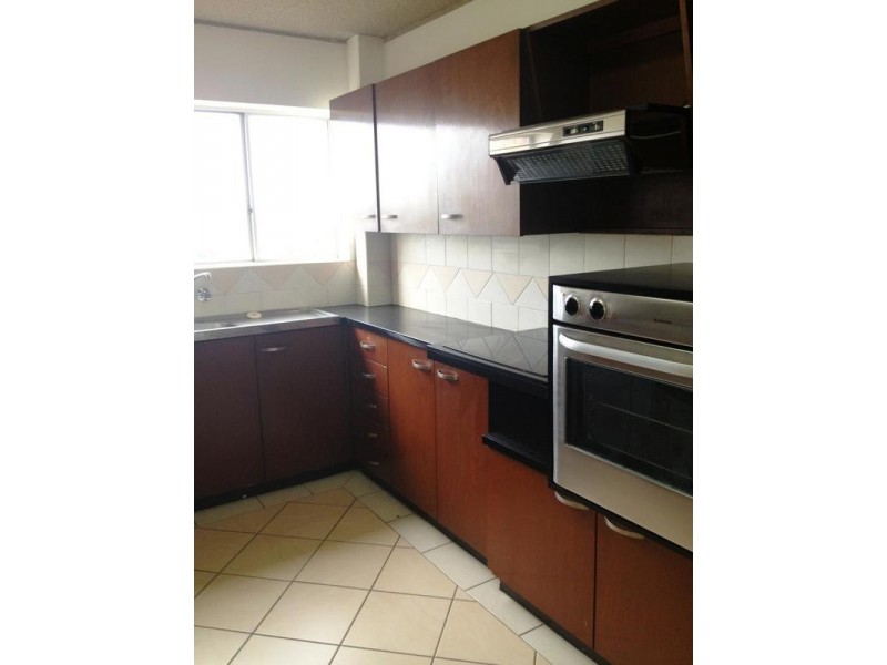 28 Marine Parade, Southport QLD 4215