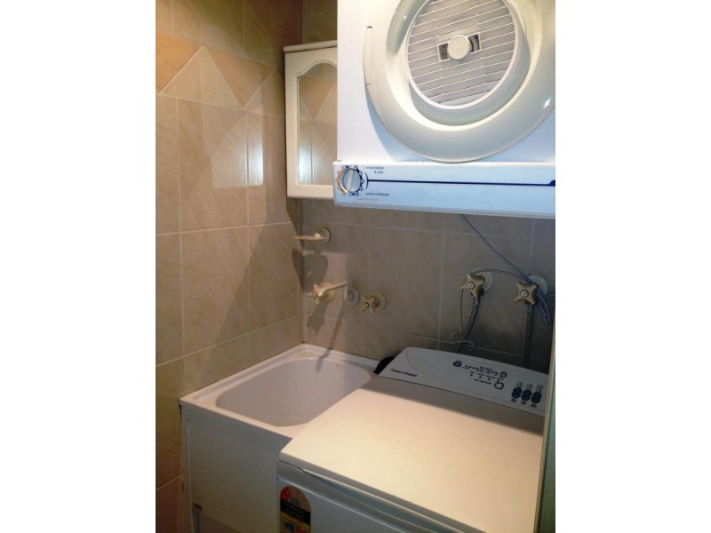 28 Marine Parade, Southport QLD 4215