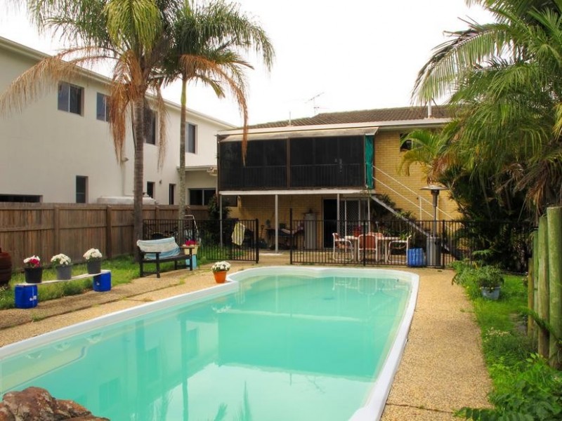 21 Nankeen Avenue, Paradise Point QLD 4216