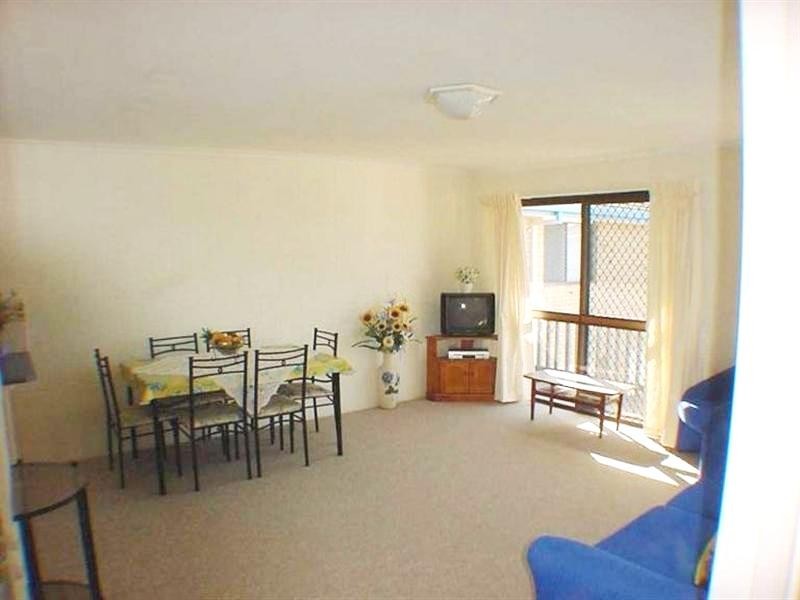 5/30 Falkinder Avenue, Paradise Point QLD 4216