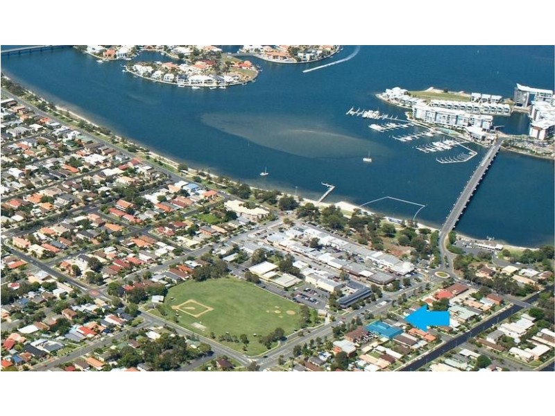 5/30 Falkinder Avenue, Paradise Point QLD 4216