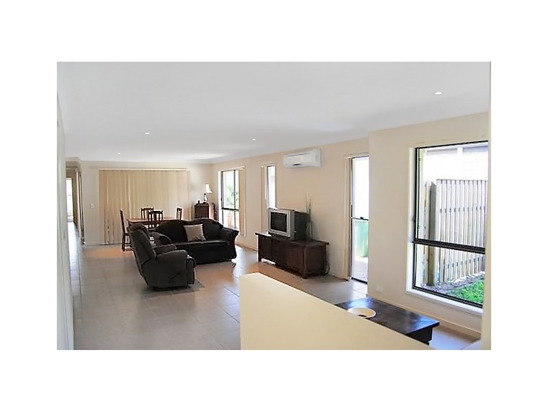 12 Wings Road, Upper Coomera QLD 4209