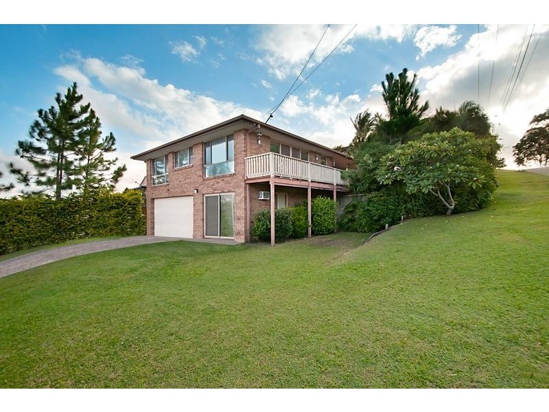 15 Jingella Street, Hope Island QLD 4212