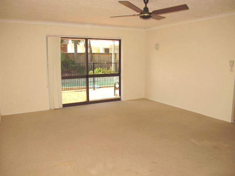 31 Killowill Avenue, Paradise Point QLD 4216