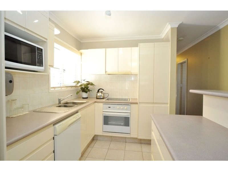 19 Goorawin Street, Runaway Bay QLD 4216