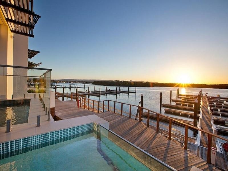 17 Killowill Avenue, Paradise Point QLD 4216