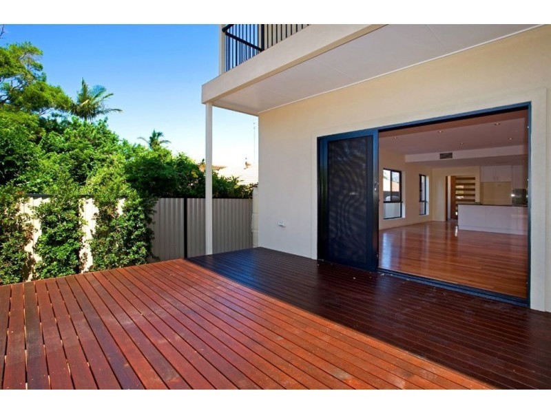 1/21 Donald Avenue, Paradise Point QLD 4216