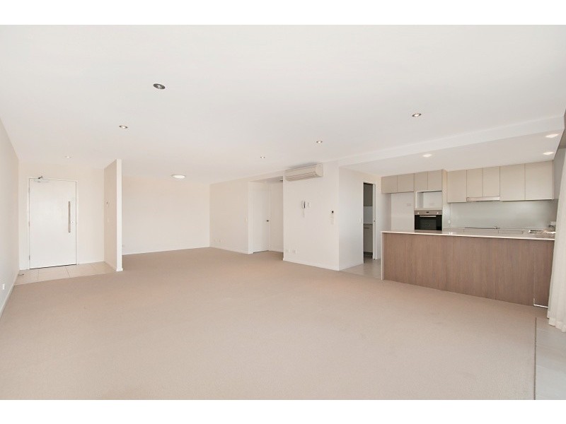 2 Activa Way, Hope Island QLD 4212