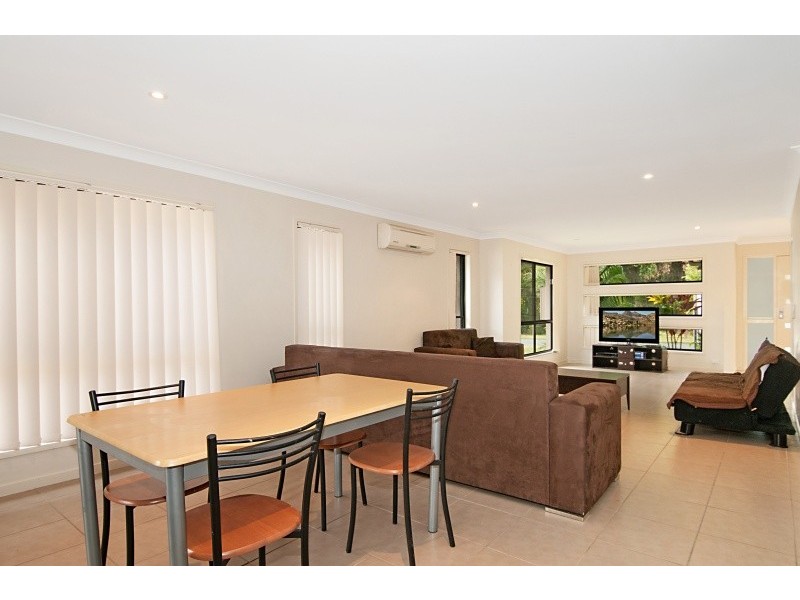 12 Wings Road, Upper Coomera QLD 4209