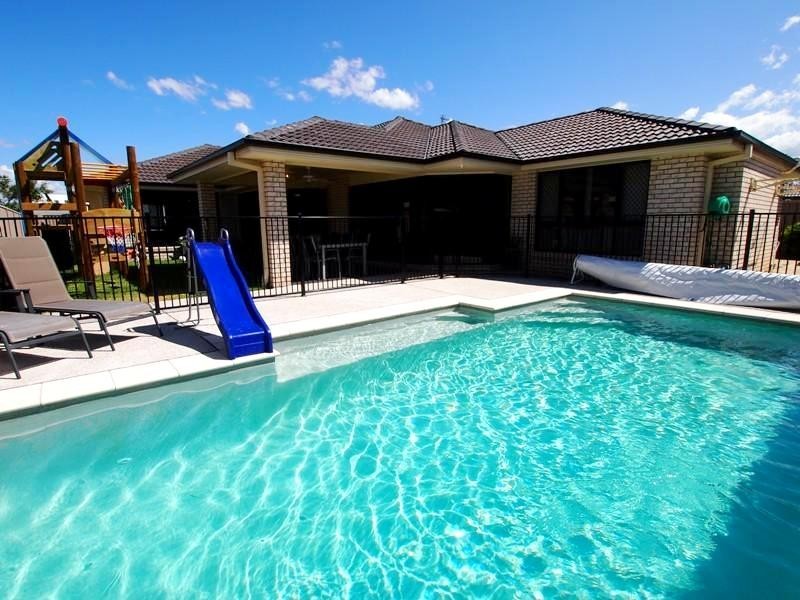 6 Costa Del Sol Avenue, Runaway Bay QLD 4216