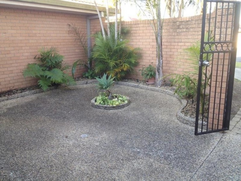 8 Paterson Place, Paradise Point QLD 4216