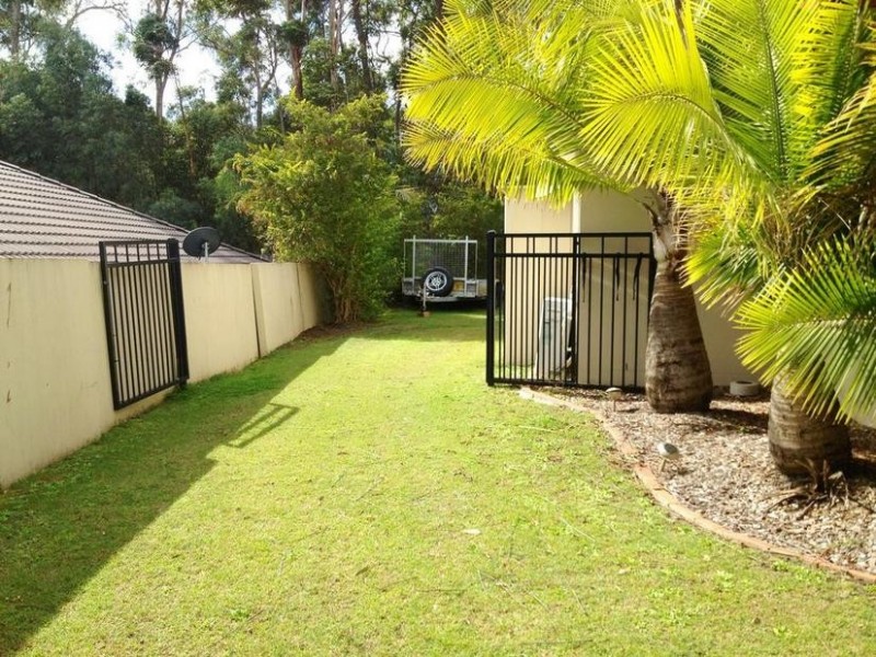 95 Arun Drive, Arundel QLD 4214