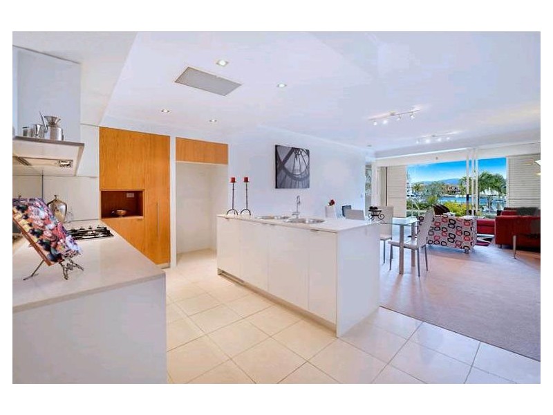 Hope Island QLD 4212