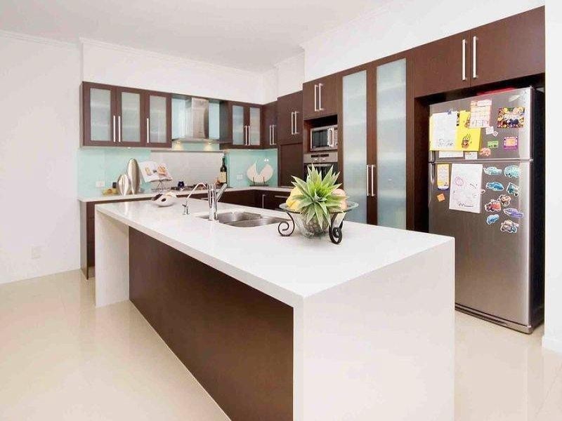 Sovereign Islands QLD 4216