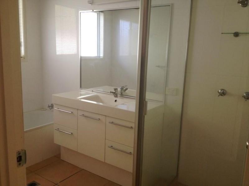 Paradise Point QLD 4216