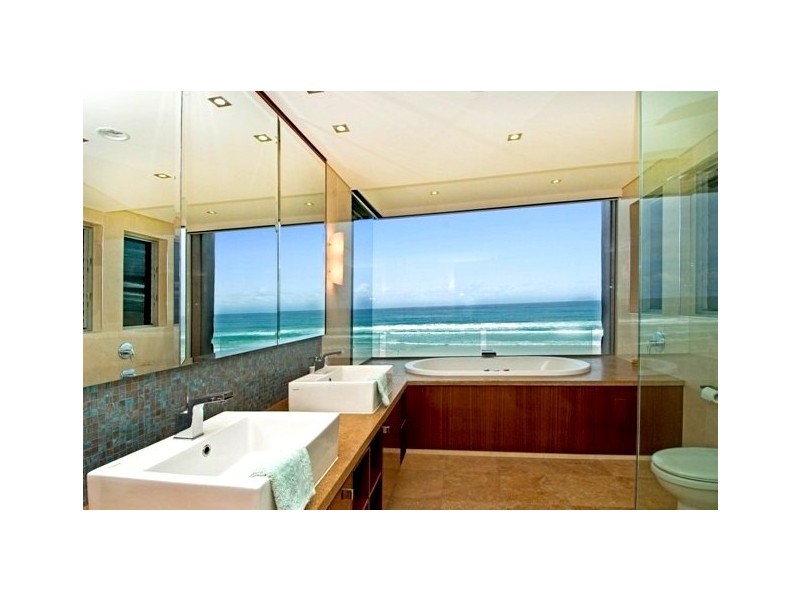 Mermaid Beach QLD 4218