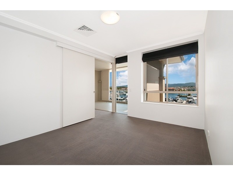 1805 Rialto Quay Drive, Hope Island QLD 4212