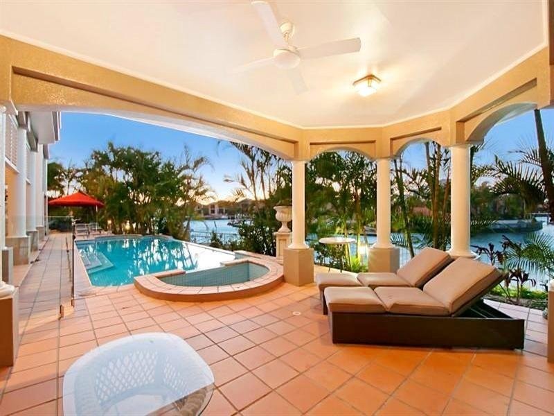 40 The Peninsula, Sovereign Islands QLD 4216
