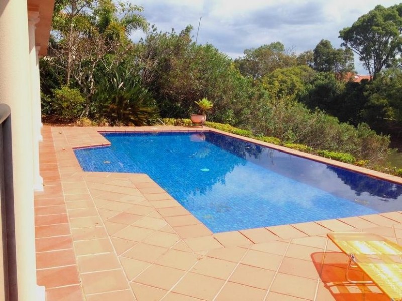 3138 Riverleigh Drive, Hope Island QLD 4212