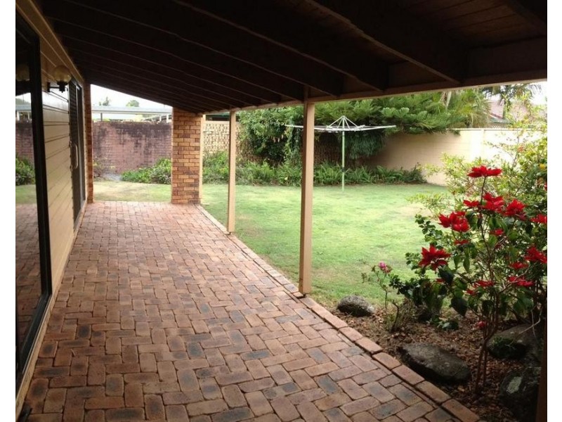 9 Primrose Court, Hollywell QLD 4216