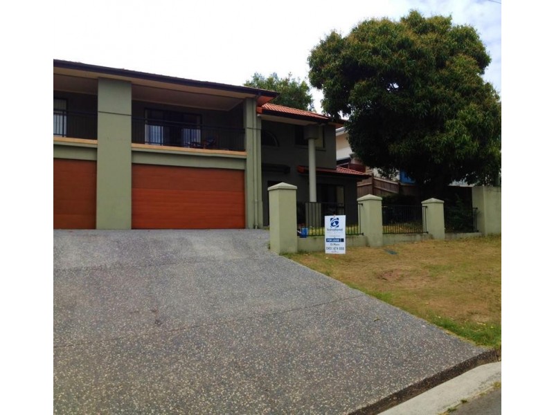 5 Mal Burke Street, Southport QLD 4215