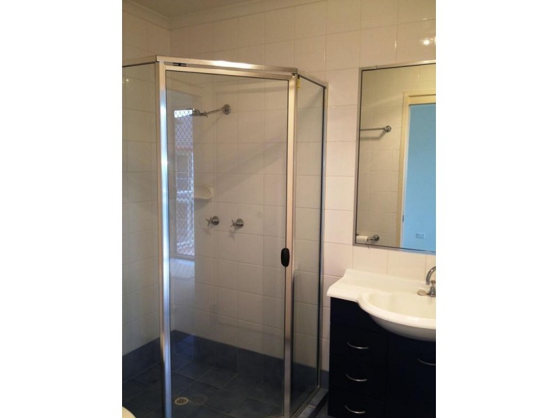 414 Marine Parade, Biggera Waters QLD 4216